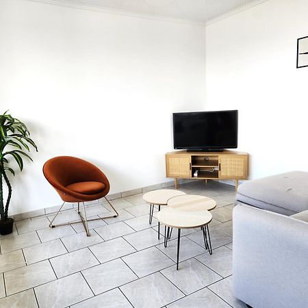 Appartement Cosy Et Lumineux Saint-Jean-de-la-Ruelle Екстериор снимка